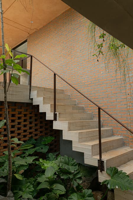 Tamanás House